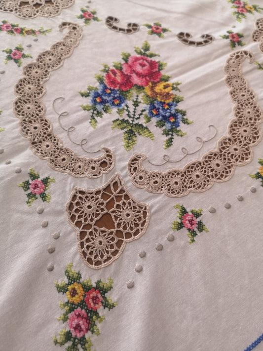 Cottone Vintage Tablecloth Cross Stitch Hand Embroidered